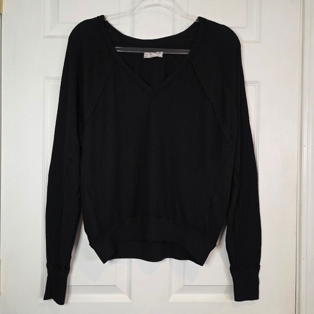 We The Free People SZ‎ XS Santa Clara Black Waffle Knit V Neck Long Sleeve Top - Picture 2 of 8